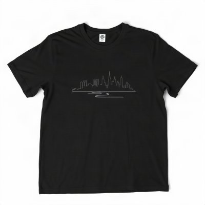 Camiseta Estampada Skyline — Preta